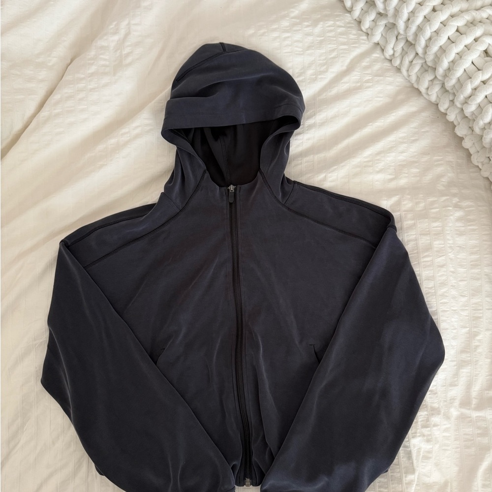 Lululemon cropped hoodie
